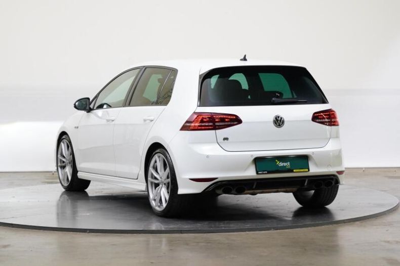 Volkswagen Golf - hlavní foto