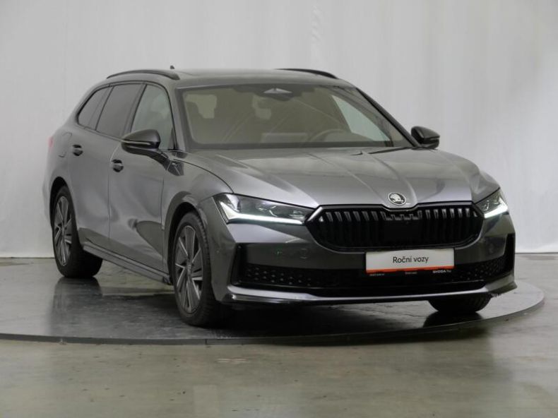 Škoda Superb - hlavní fotka