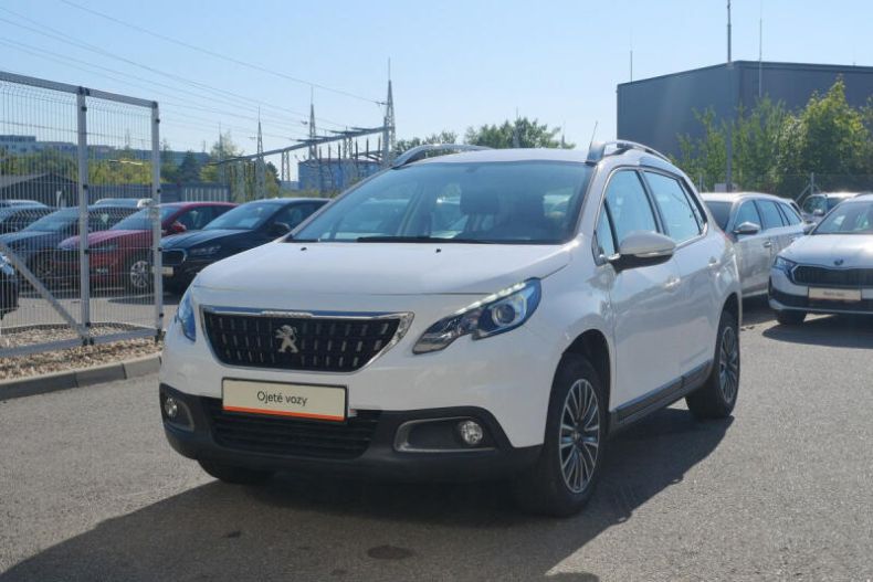 Peugeot 2008 - hlavní foto