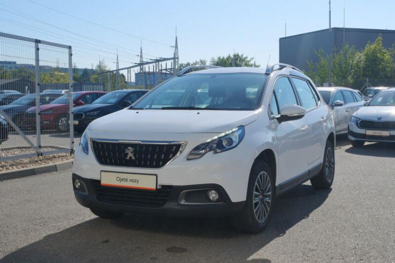 Peugeot 2008 - hlavní foto