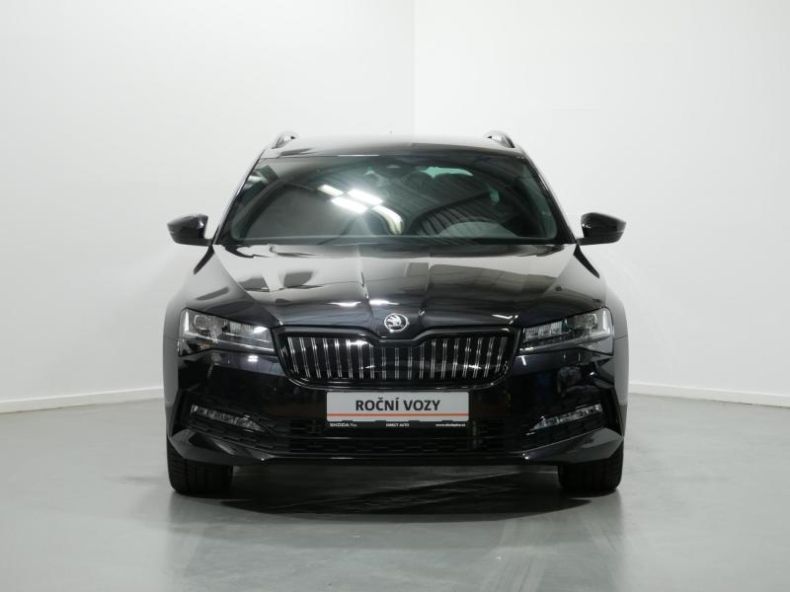 Škoda Superb - hlavní fotka