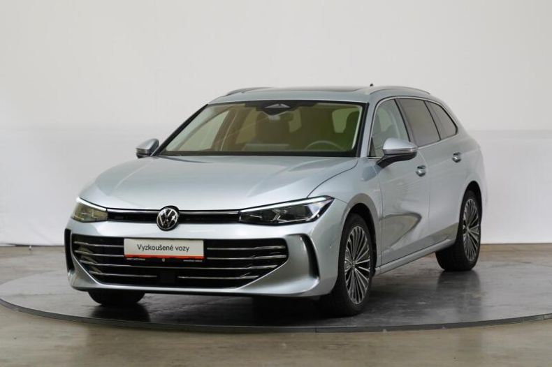 Volkswagen Passat - hlavní foto