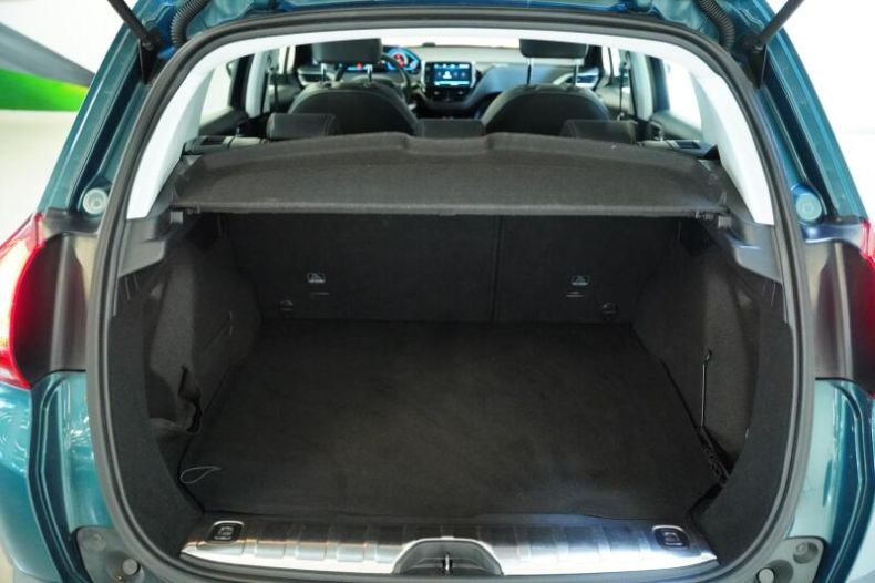 Peugeot 2008 - hlavní fotka