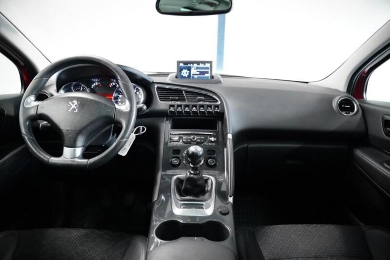 Peugeot 3008 - hlavní fotka