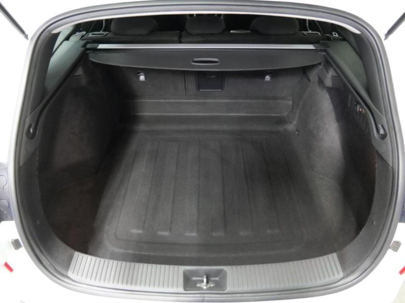 Hyundai i30 - hlavní fotka