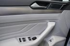 Volkswagen Passat - fotka číslo 11