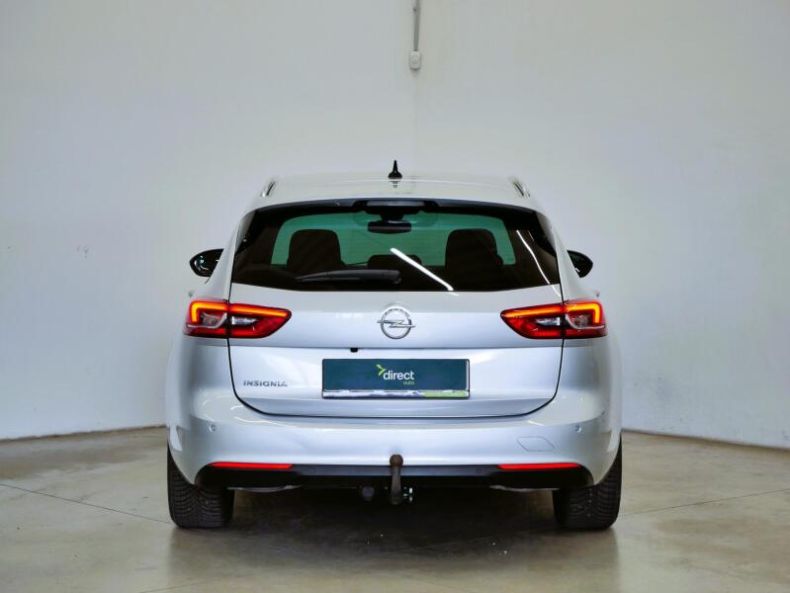 Opel Insignia - hlavní fotka