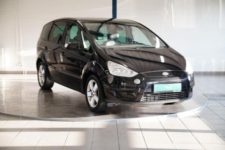 Ford S-MAX - hlavní fotka