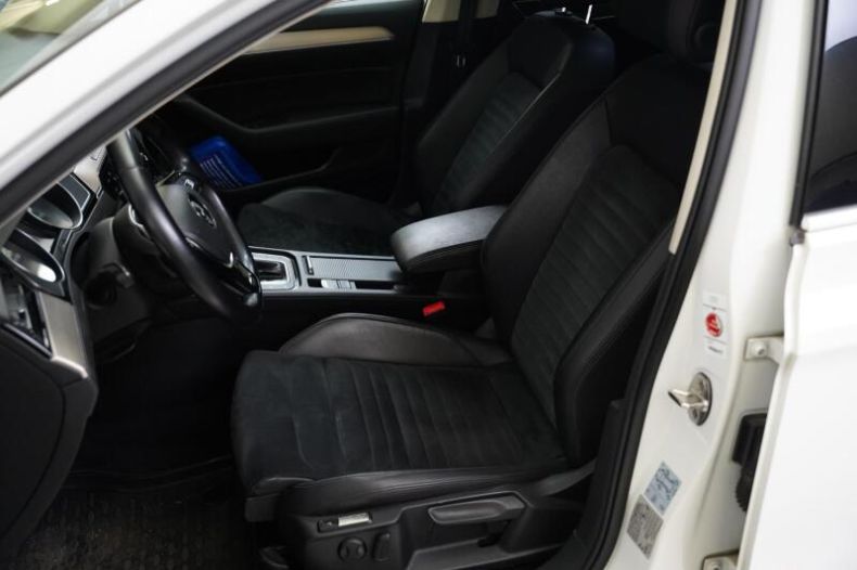 Volkswagen Passat - hlavní fotka