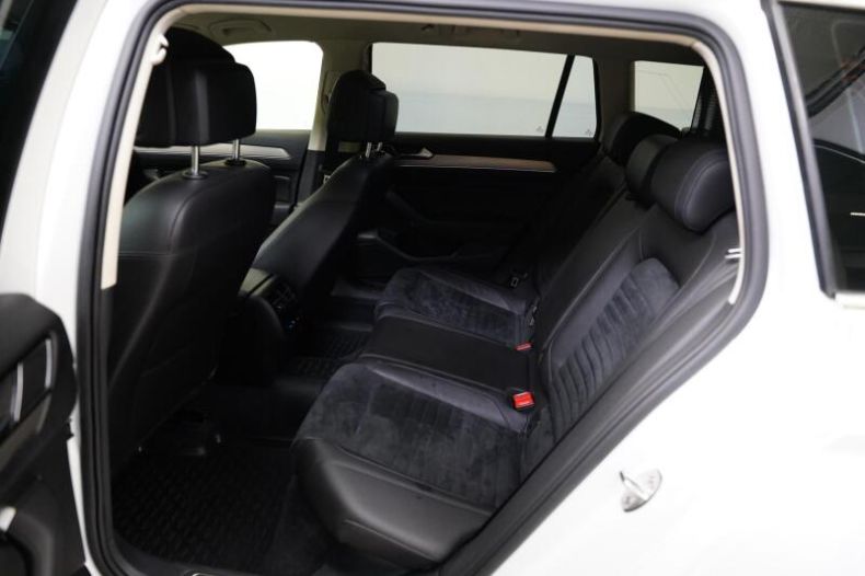 Volkswagen Passat - hlavní fotka