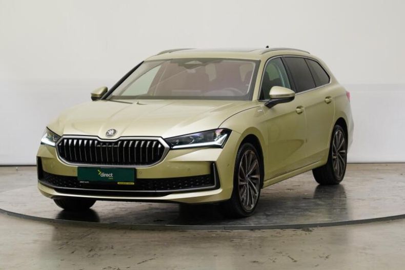 Škoda Superb - hlavní foto