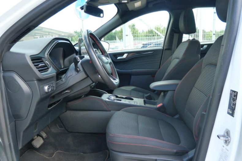 Ford Kuga - hlavní fotka