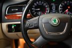 Škoda Superb - fotka číslo 15