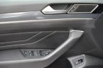 Volkswagen Passat - fotka číslo 11