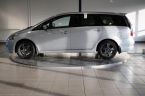 Mitsubishi Grandis - fotka číslo 2