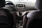 Mitsubishi Grandis - fotka číslo 16
