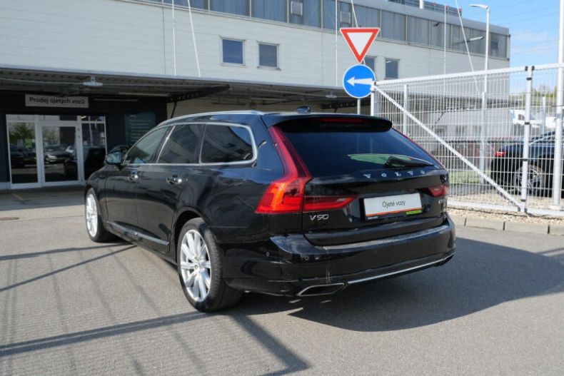 Volvo V90 - hlavní foto
