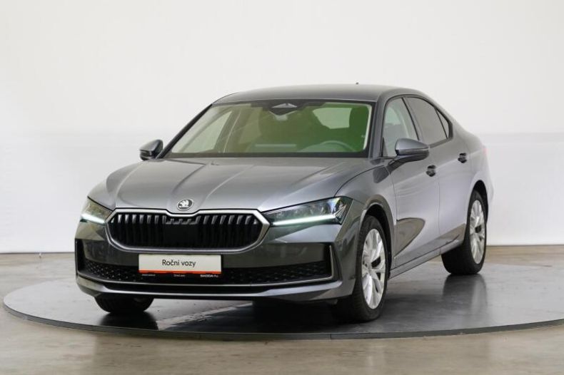 Škoda Superb - hlavní foto