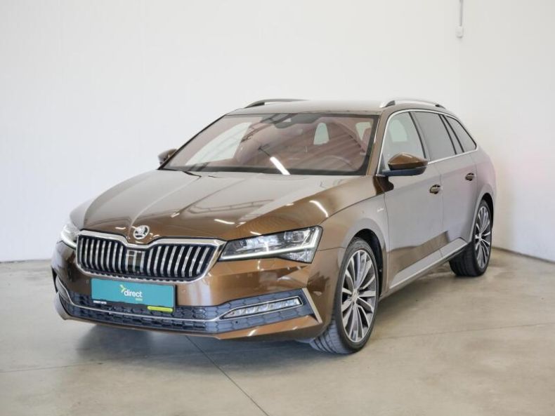 Škoda Superb - hlavní foto