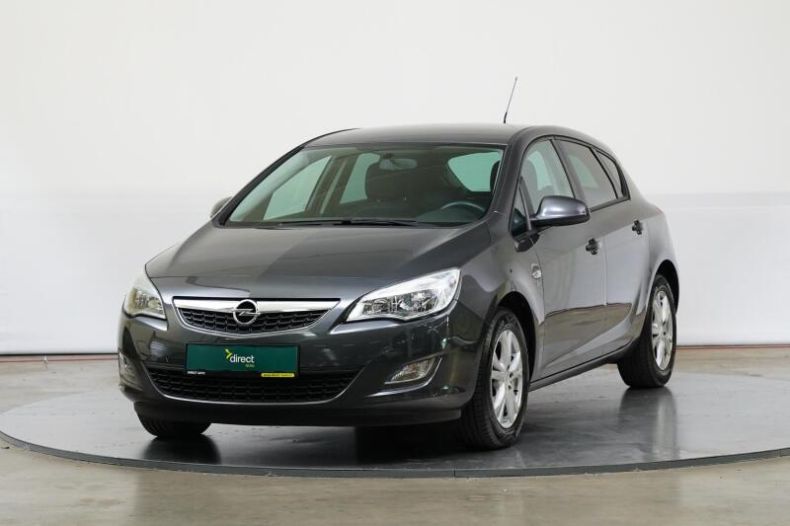 Opel Astra - hlavní foto