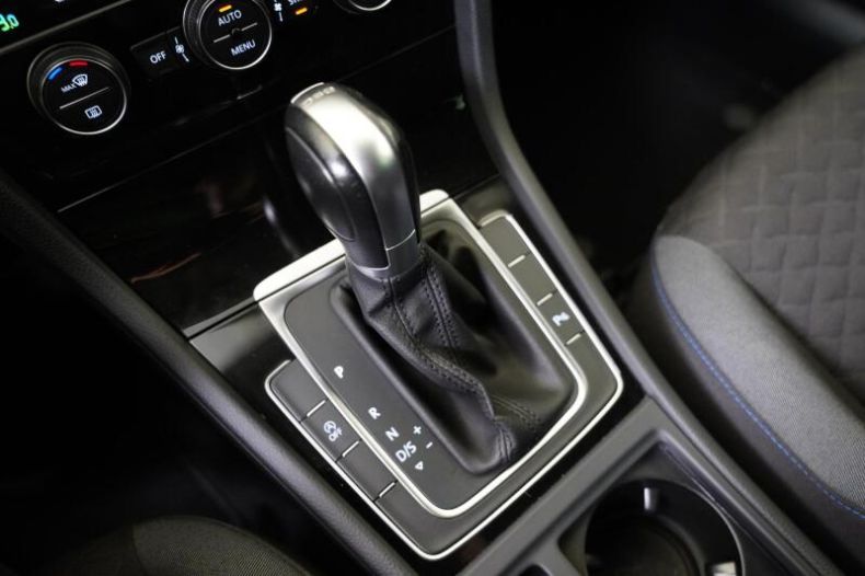 Volkswagen Golf - hlavní fotka
