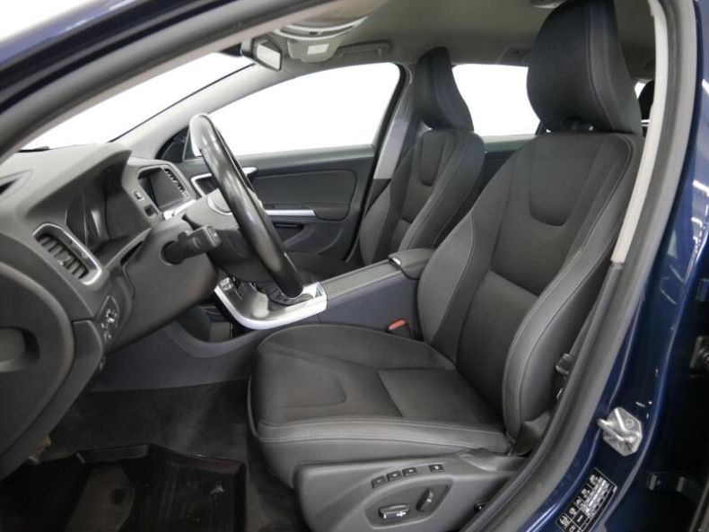 Volvo V60 - hlavní fotka