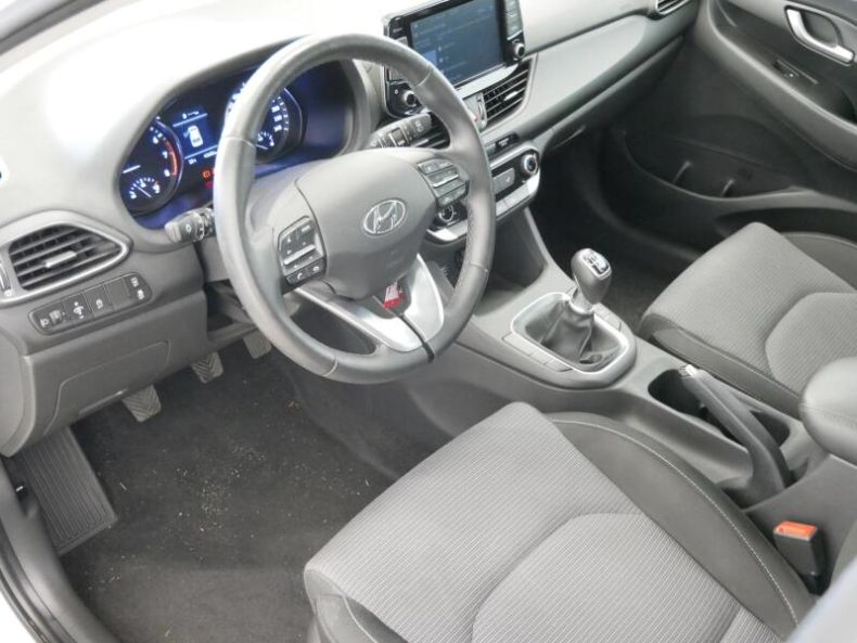 Hyundai i30 - hlavní fotka