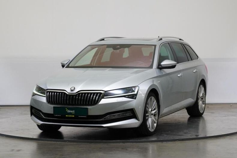 Škoda Superb - hlavní foto