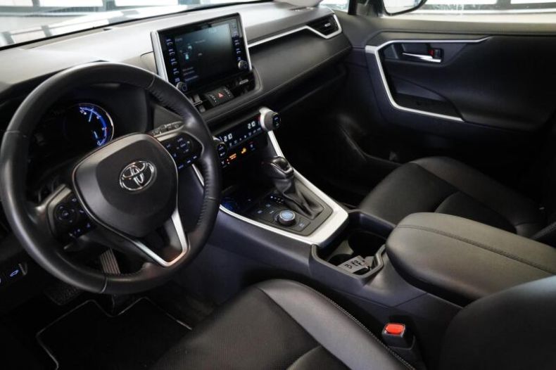Toyota RAV 4 - hlavní fotka