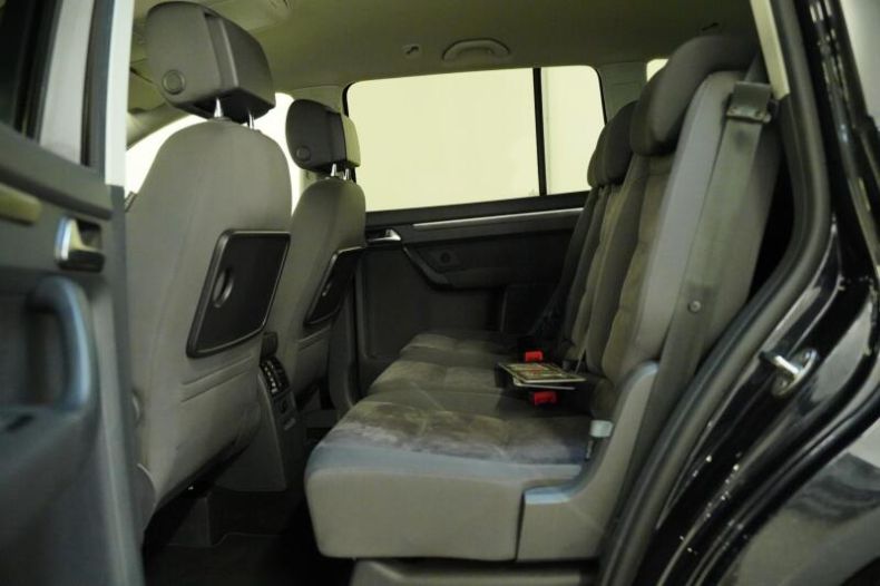 Volkswagen Touran - hlavní fotka