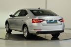 Škoda Superb - fotka číslo 6