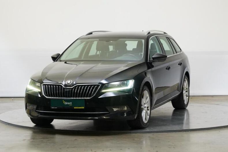 Škoda Superb - hlavní foto