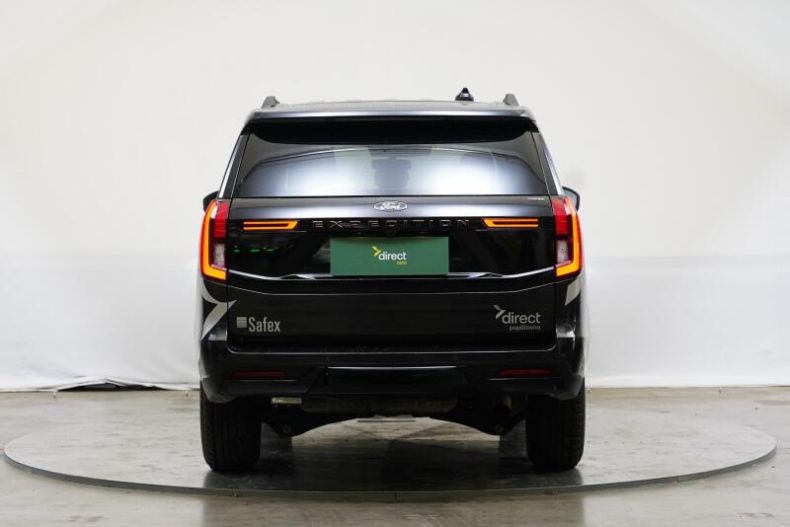 Ford Expedition - hlavní fotka