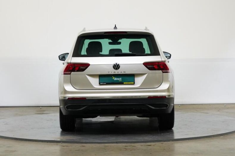 Volkswagen Tiguan - hlavní foto