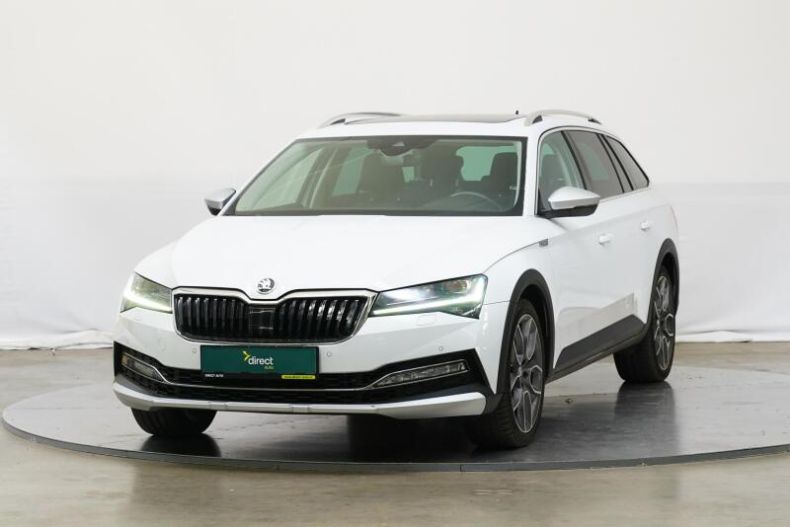 Škoda Superb - hlavní foto
