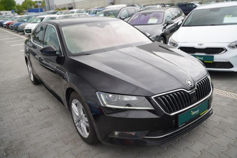 Škoda Superb - hlavní fotka