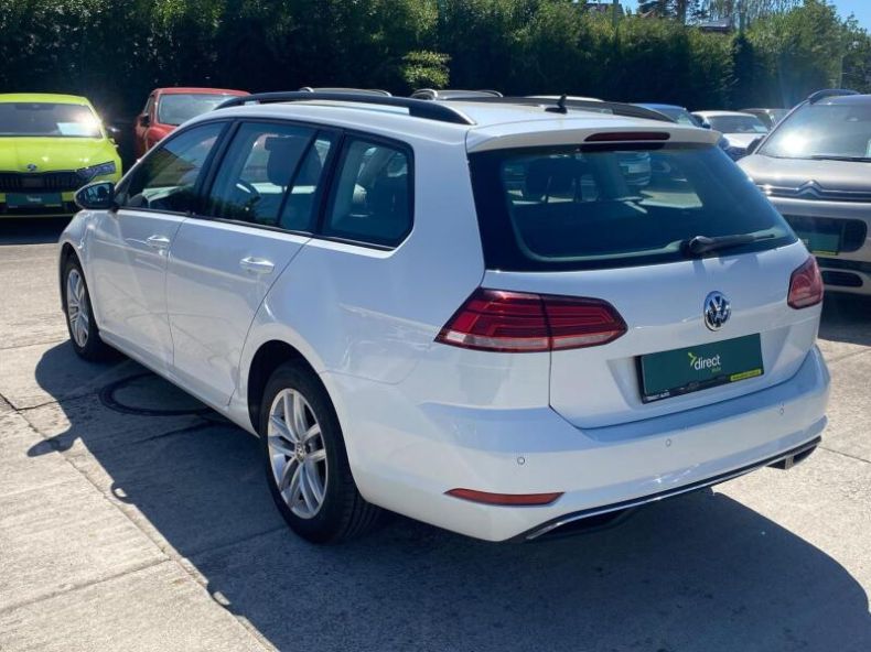 Volkswagen Golf - hlavní fotka