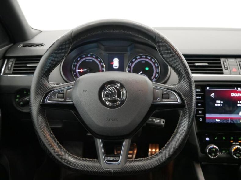 Škoda Octavia - hlavní fotka