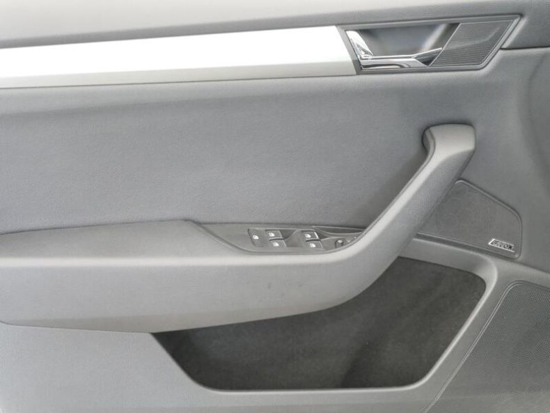 Škoda Superb - hlavní fotka