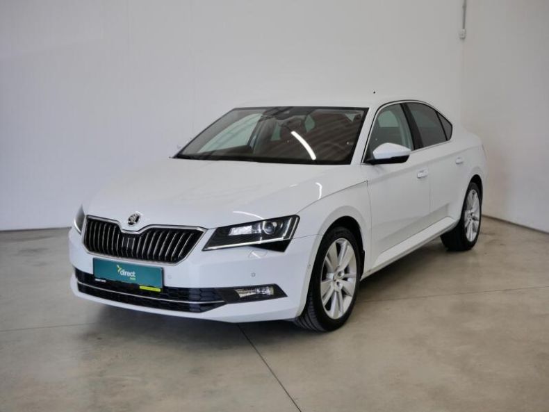 Škoda Superb - hlavní foto