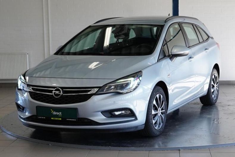 Opel Astra - hlavní foto