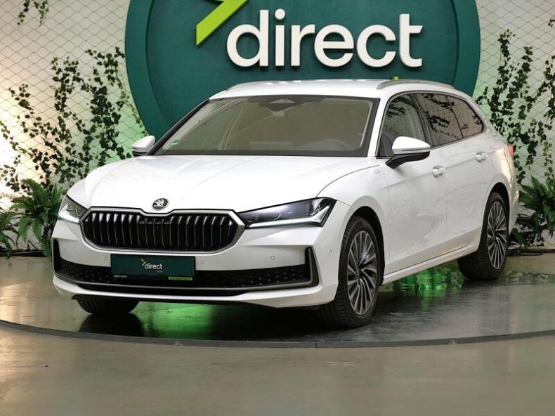 Škoda Superb - hlavní foto