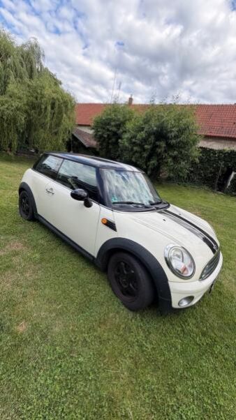 Mini Cooper - hlavní foto