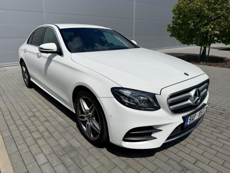 Mercedes Třída E - hlavní foto