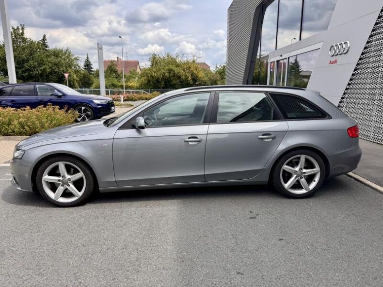 Audi A4 - hlavní fotka