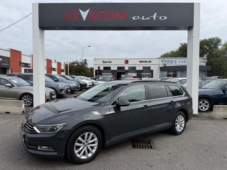 Volkswagen Passat - hlavní foto