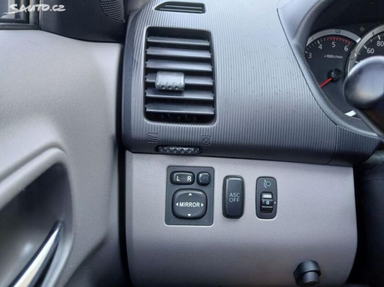 Mitsubishi L200 - hlavní fotka