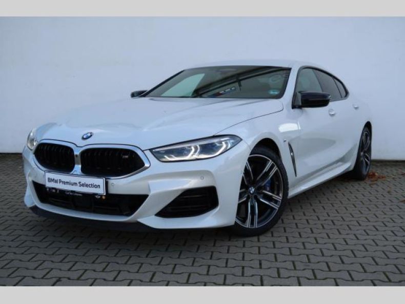 BMW Řada 8 - hlavní fotka