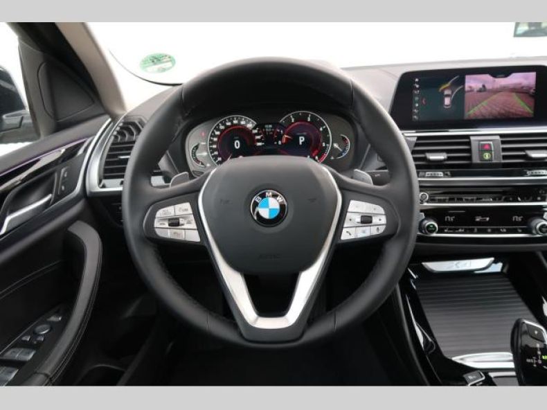 BMW X4 - hlavní fotka
