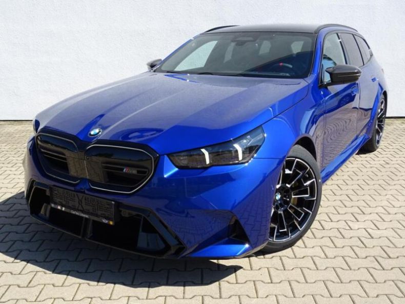 BMW M5 - hlavní foto